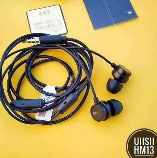 UiiSii HM 13 In-Ear Earphone (With Headphone Pouch)
